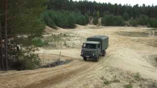 Robur LO 2002A  im Offroad Park Kallinchen [upl. by Akierdna76]