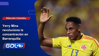 Yerry Mina emociona a los aficionados colombianos en Barranquilla [upl. by Aseeram570]