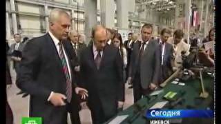 Putin praises new Kalashnikov AK200 Assault rifle [upl. by Amias]