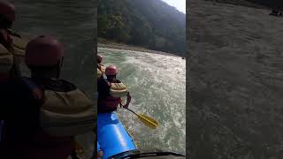 White water river rafting 🚤 🌊 rishikesh whitewaterrafting riverraftingvlog adventure [upl. by Laeria557]