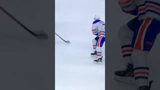 Oilers D 2 Evan Bouchard 🥅5🏒WristShot Goal [upl. by Kus]