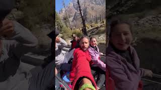 Zindagi Sarara Motar Gadi m travel viralshort mountains manishkashniyal trending [upl. by Mayworm779]