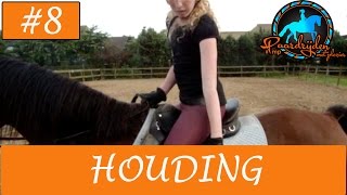 Paardrijden  Houding en eerste stappen op je paard [upl. by Wynn728]