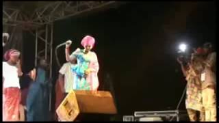 HAUWA FULLOU live performance in a concert at Cameroon Hauwa Fullou Yar Fulanin Gombe [upl. by Nitza264]