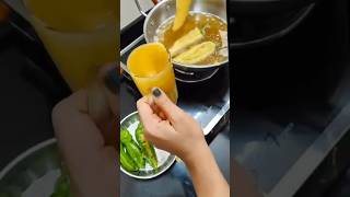 Tujhko Mirchi Lagi To Main Kya Karun viralvideo mirchi mirchipakoda [upl. by Laurena]