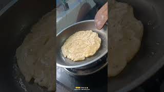 Lachha paratha recipe 😋indianfood wairalvideo food Roshnicook likeandsubscribe [upl. by Nalo992]