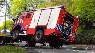 BERGING  Brandweervoertuig op zijn kant tijdens spoedrit Volvo FM 4x4🚒 [upl. by Ahearn]