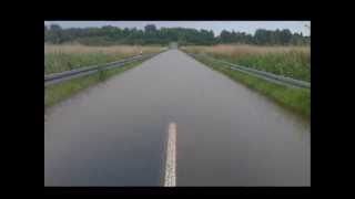 Hochwasser Überschwemmung Landstraße zw Aseleben amp Röblingen Mansfelder Land Juni 2013 [upl. by Ainyt]