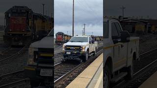 Hirail truck passes by as i was taking pictures of UP 1068 [upl. by Nobile]