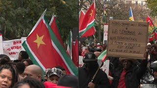 Vie chère nouvelle manifestation de la diaspora ultramarine à Paris  AFP Images [upl. by Ahseirej]