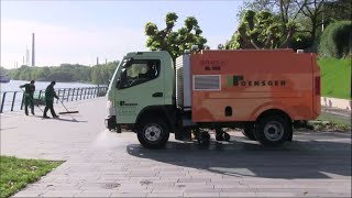 Balayeuse Brock SL 140  Street Sweeper Road Sweeper Street Cleaner Kehrmaschine [upl. by Hayman]