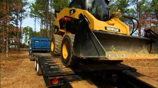 Cat® Skid Steer and Compact Track Loader Safety amp Operating Tips Part 7  Machine Transport [upl. by Zebaj]