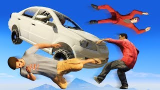 SMASH THE CRAZY RUNNERS GTA 5 Funny Moments [upl. by Nnylecoj745]