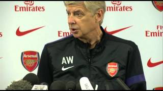 Arsene Wenger reaction to Van Persie move to Man Utd [upl. by Bruni]