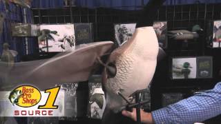 2014 SHOT Show Lucky Duck Goose Flapper Remote Control Decoy [upl. by Anelram707]