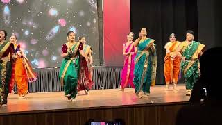 kach kach kandaDolby WalyaMadhumas NavaMajhya dolyatil kajal Atach Baya ka BavarlaDance Perform [upl. by Aelsel]