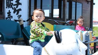 【南津軽郡田舎館村】道の駅「弥生の里」で遊ぶ遊ぶRino＆Yuuma [upl. by Ayamat]