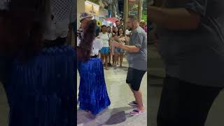 Turista tentando conquistar Karolina portodegalinhas dança conquista [upl. by Elacsap20]