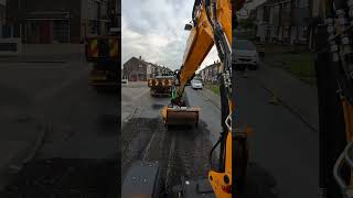 Carrying out large scale patching works with ease using the Pothole Pro jcb jcbmachine operator [upl. by Melliw]