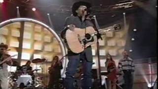 George Strait  Desperately LIVE [upl. by Joly613]