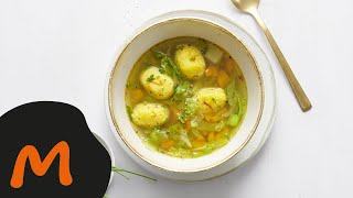 Soupe aux légumes avec quenelles au safran – Recette Migusto [upl. by Falcone510]