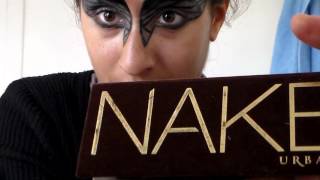 Vidéo 5  Black Swan maquillage pour Halloween ou soirée déguisée makeup 1 2015 [upl. by Eimyaj514]