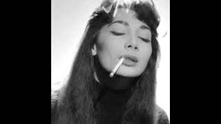 Juliette Greco quotSous Le Ciel de Parisquot [upl. by Denis190]