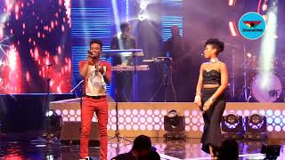 MzVee performs with Kuami Eugene at Becca UNVEILED [upl. by Vasquez932]