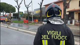 San Giovanni in Marignano Famiglie evacuate per rottura a conduttura del gas [upl. by Leunad599]