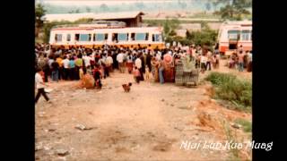 Ntiv Nplaib Sib Ncaim  Classic Hmong Song [upl. by Lednik765]