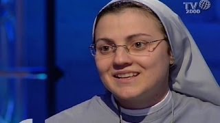 quotSul palcoscenico la conversione e la chiamataquot la testimonianza di suor Cristina [upl. by Amikat]