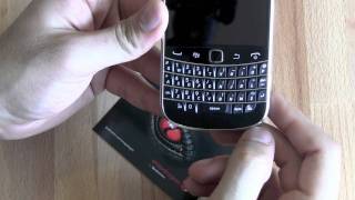 Blackberry Bold 4 Touch 9900  Unboxing and quick Hands on  iGyaanin [upl. by Nailimixam]