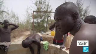 Coronavirus  Au Sénégal des associations veillent sur les enfants talibés [upl. by Mistrot]