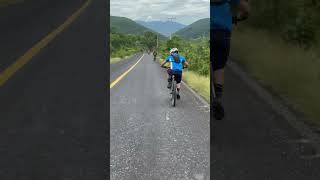 Descenso por carretera de jalapa hacia Chilpancingo Gro mtb bicycle descensomtb mountainbike [upl. by Ahsilrac506]