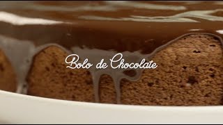 Receita  Bolo de Chocolate com Calda de Chocolate [upl. by Margot]