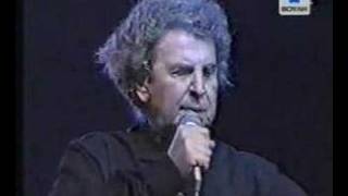 Mikis Theodorakis  Romiosini part 2 live [upl. by Ardnaeel]