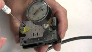 HVAC Tech SchoolHow to Calibrate a pneumatic thermostat [upl. by Hashim]