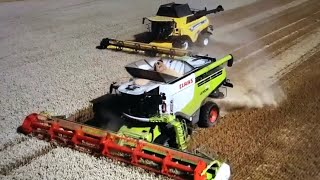 New Holland CR890 Vs Claas Lexion 770 Head to Head [upl. by Hearn]