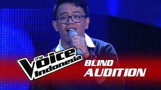 Gok Parasian quotPergilah Kasihquot  The Blind Audition  The Voice Indonesia 2016 [upl. by Piselli]