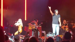 Luke Bryan amp Ashley Cooke  9 to 5  Ruoff Music Center Noblesville IN  Country On Tour [upl. by Anilem]