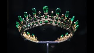 Top 10 Beautiful and Magnificent Tiara Collection In The World [upl. by Adnimra]