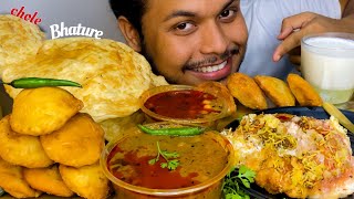 EATING CLUB KACHORI WITH ALOO SABJI 😋SPICY CHOLE BHATURE AND RAJ KACHORI CHAATSPICY EATING SHOW🥵 [upl. by Enelym]