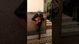 italo vegliante serenata improvvisata per Elisa Roma prati 14 marzo 2017 [upl. by Civ839]