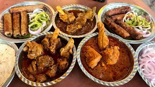 Delhis Cheapest Non Veg Street Food Roadside Mutton Nihari Cooker Meat Chicken Curry amp Pan Kebab [upl. by Anchie]