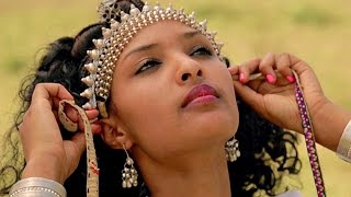 Abebe Kefeni  Megaal werre Quaalu  New Ethiopian Music 2016 Official Video [upl. by Llehcram]