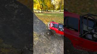 Axial SCX24 124 scale Deadbolt RC rock crawler has shock issues [upl. by Okorih]