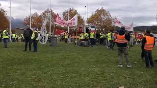 17 novembre blocage au rond point de Tokoro à Gap [upl. by Noswad]