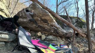 Rumbling Bald Bouldering  Agnostic Splendor V9 [upl. by Tartan906]