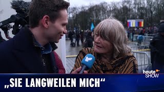 „Die Nato ist schuld“  Fabian Köster auf der „Friedensdemo“ in Berlin  heuteshow vom 03032023 [upl. by Adriana]