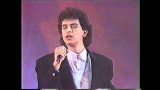 Glenn Medeiros  Nothings gonna change my love 1988 [upl. by Blasien]